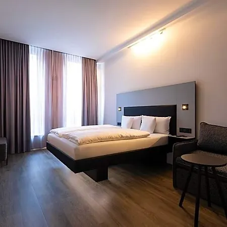 Ginn Apartment-hotel Stuttgart-esslingen מלון דירות