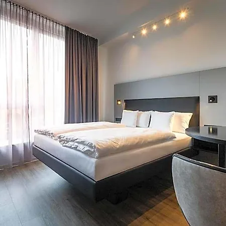 Ginn Apartment-hotel Stuttgart-esslingen 4*